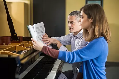 17 Yas Piyano Egitimi 1