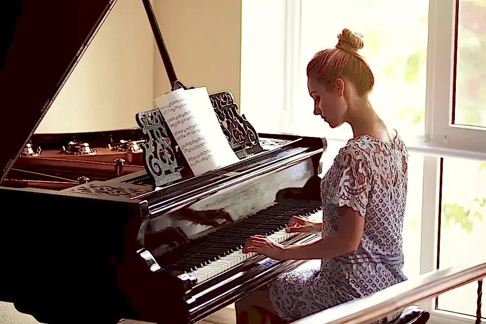 Piyano Akademi Tanitim Videosu