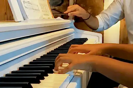 çocuk piyano eğitimi